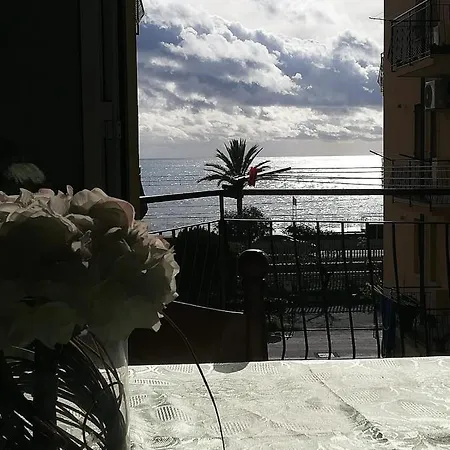Al Mare Con Vista Codice Citra 009049-lt-0787 * Pietra Ligure