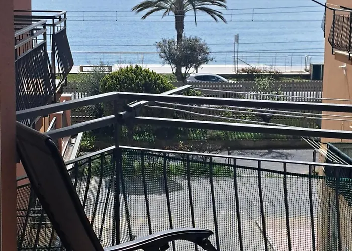 Al Mare Con Vista Codice Citra 009049-lt-0787 * Pietra Ligure