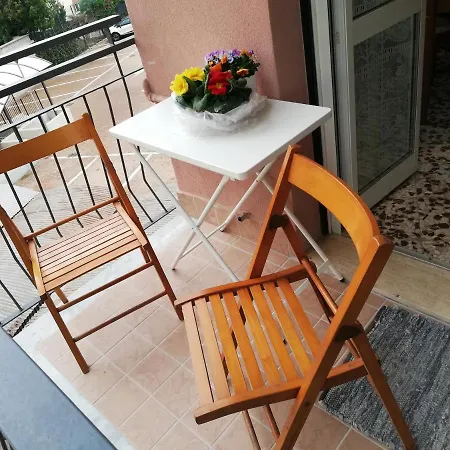 Al Mare Con Vista Codice Citra 009049-lt-0787 Pietra Ligure