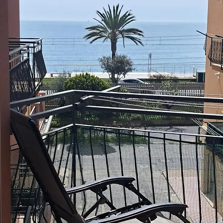 Al Mare Con Vista Codice Citra 009049-lt-0787 * Pietra Ligure