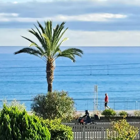 Al Mare Con Vista Codice Citra 009049-lt-0787 Pietra Ligure